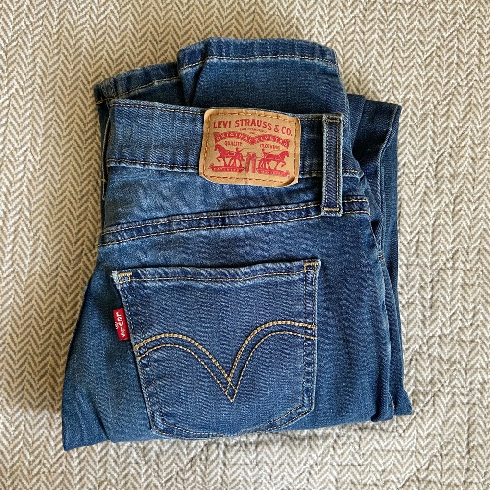 LEVIS size 26